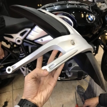 Dè chắn bùn gắp sau BMW R1200 R NINE T